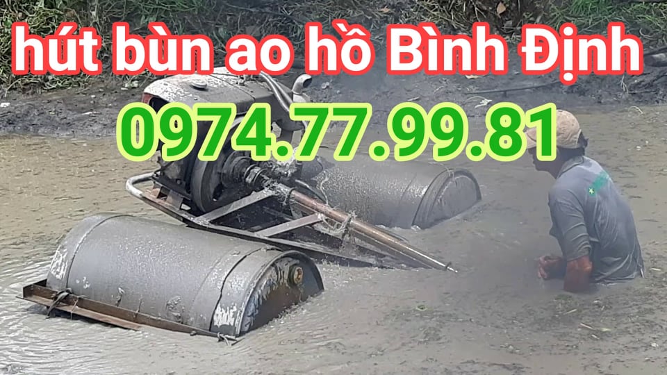 Thi-cong-hut-bun-ao-ho-quy-nhon-binh-dinh